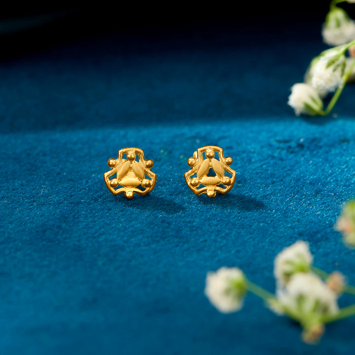 Classic Refinement Yellow Gold Kids Earring