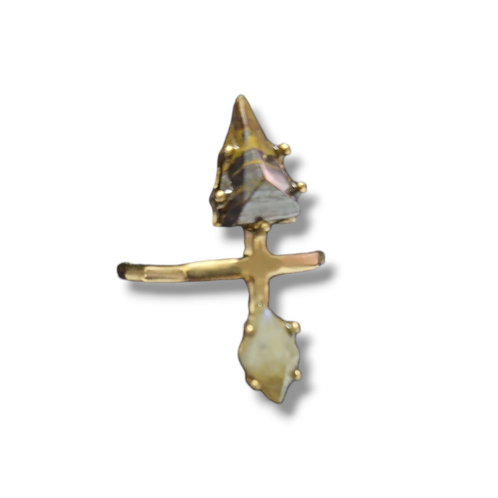 LOB anillo piedras pirámide