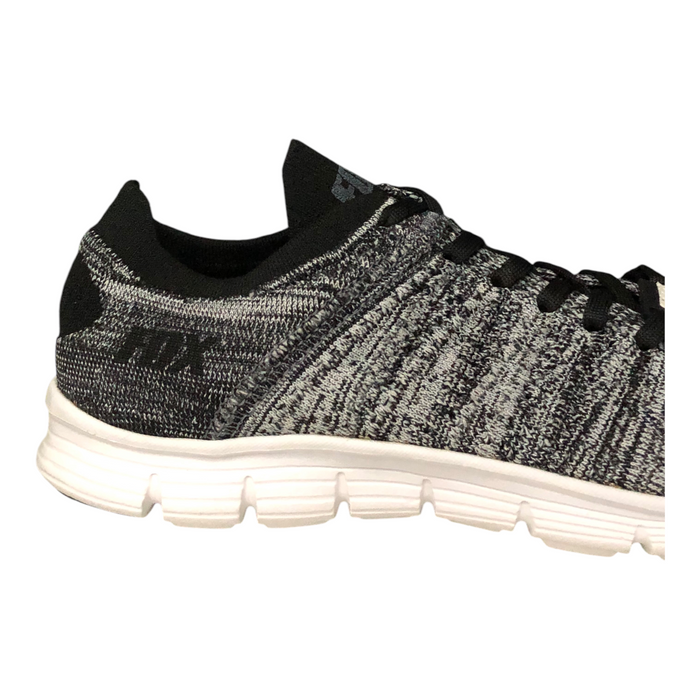Tenis Deportivo Gris Negro Para Caballero FOX